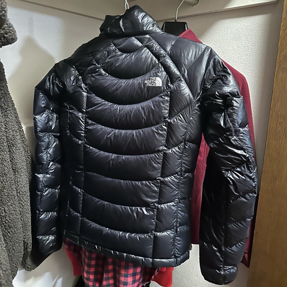 The North Face Puffer Jacket Black XS EUC LIKE NEW - Picture 3 of 6